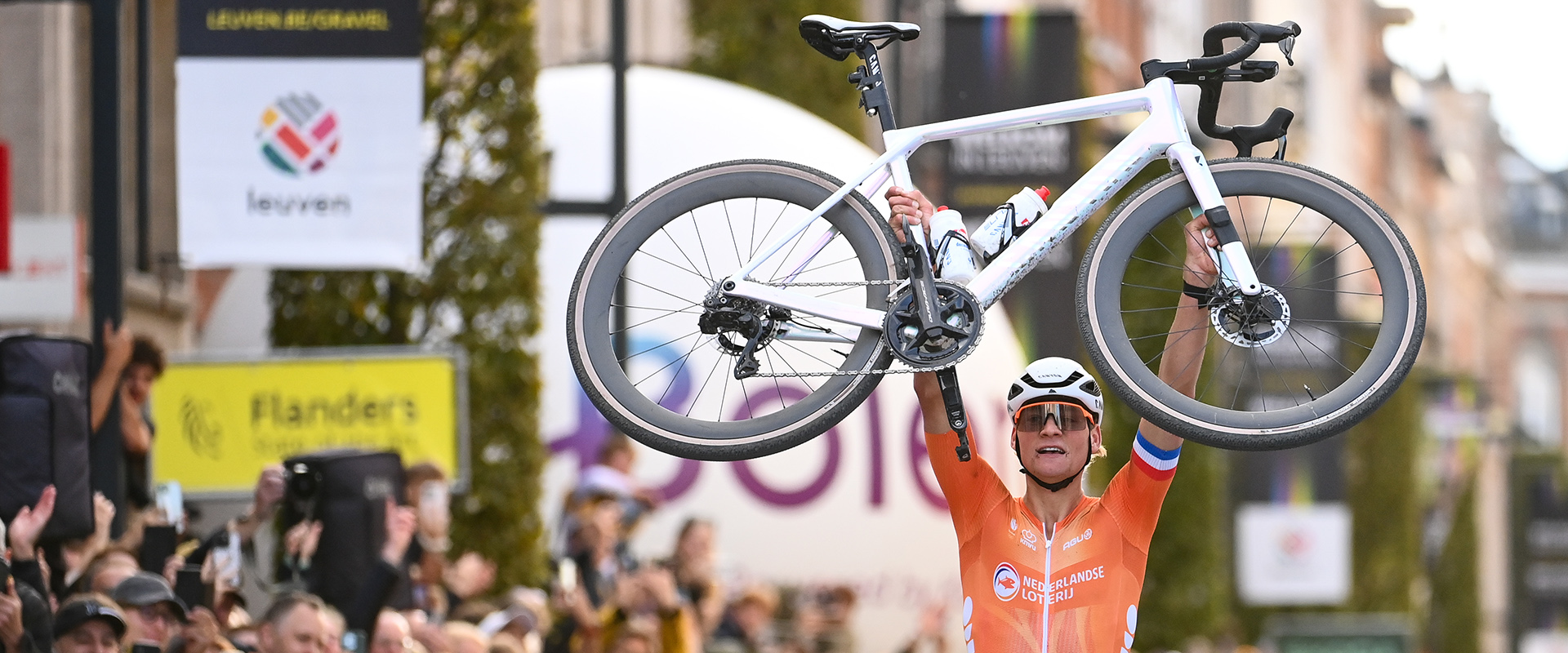 Mathieu van der Poel ist Gravel-Weltmeister!